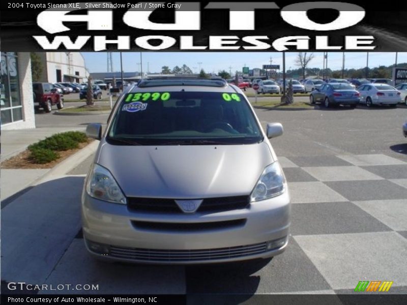 Silver Shadow Pearl / Stone Gray 2004 Toyota Sienna XLE