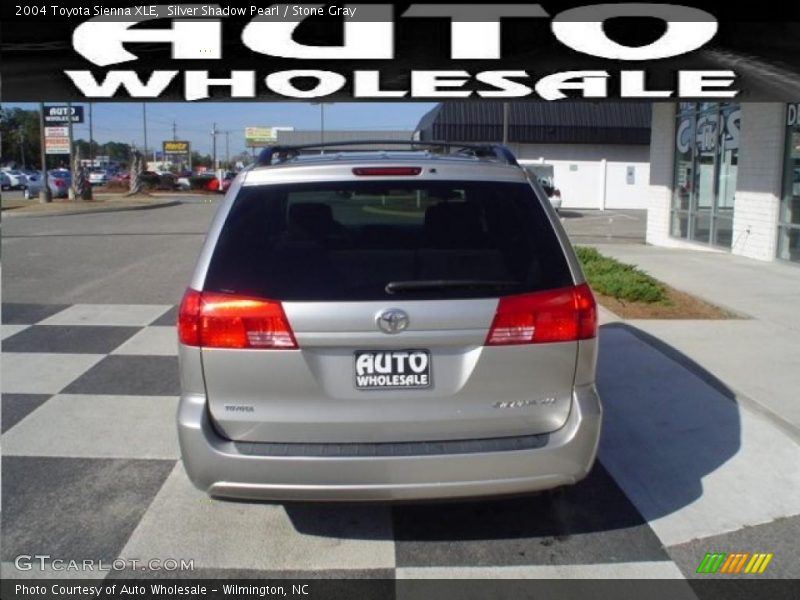 Silver Shadow Pearl / Stone Gray 2004 Toyota Sienna XLE