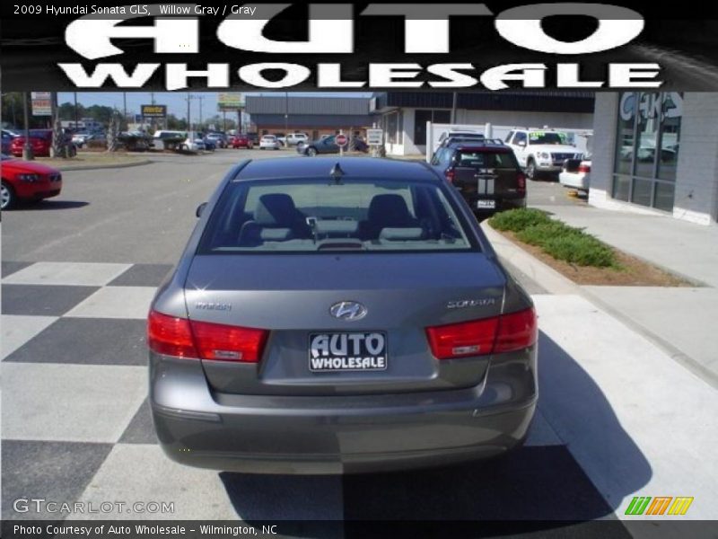 Willow Gray / Gray 2009 Hyundai Sonata GLS