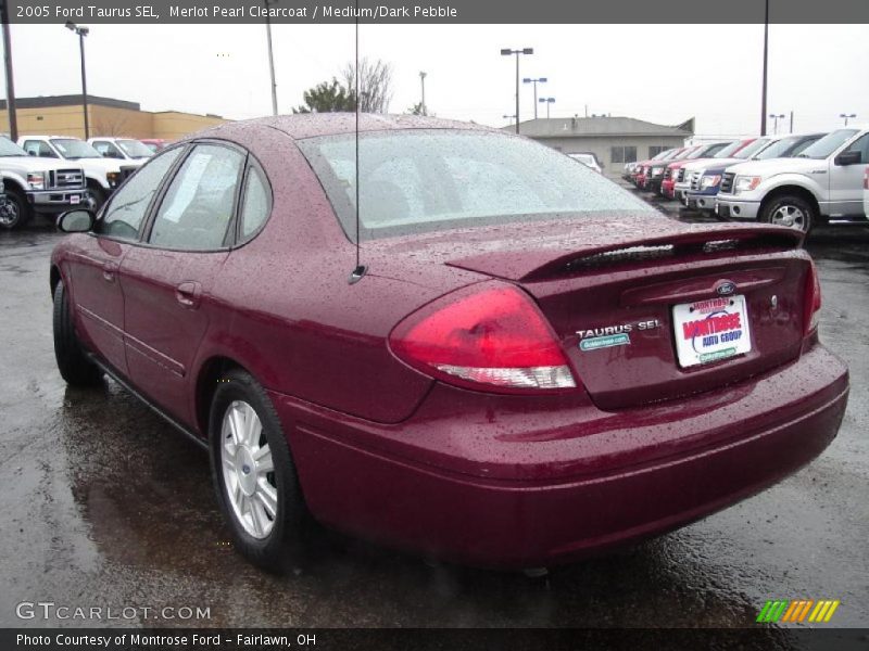 Merlot Pearl Clearcoat / Medium/Dark Pebble 2005 Ford Taurus SEL