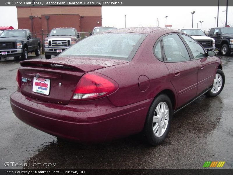 Merlot Pearl Clearcoat / Medium/Dark Pebble 2005 Ford Taurus SEL
