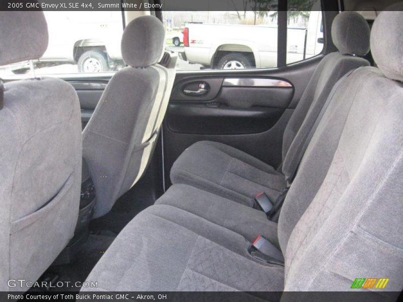 Summit White / Ebony 2005 GMC Envoy XL SLE 4x4