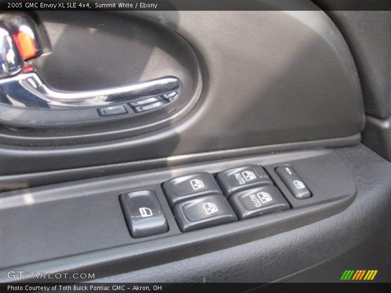 Summit White / Ebony 2005 GMC Envoy XL SLE 4x4
