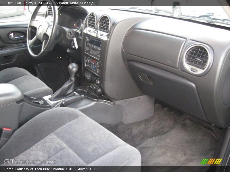 Summit White / Ebony 2005 GMC Envoy XL SLE 4x4