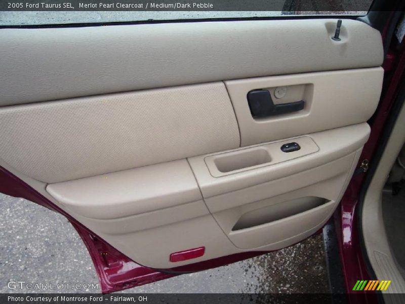 Merlot Pearl Clearcoat / Medium/Dark Pebble 2005 Ford Taurus SEL
