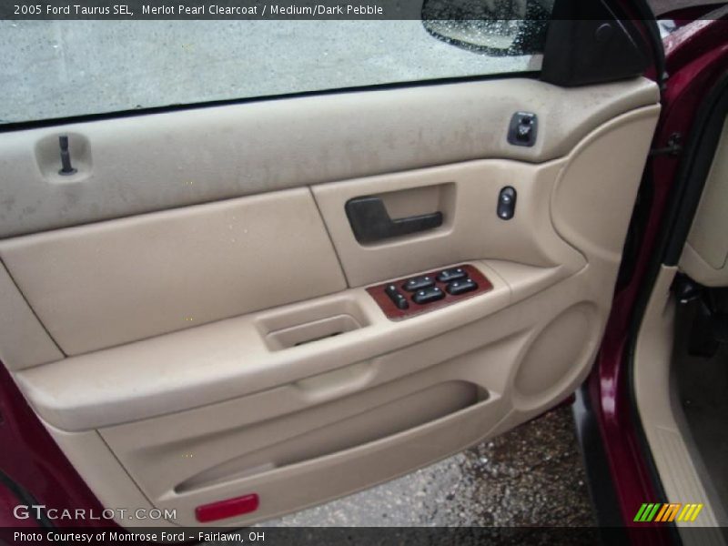 Merlot Pearl Clearcoat / Medium/Dark Pebble 2005 Ford Taurus SEL