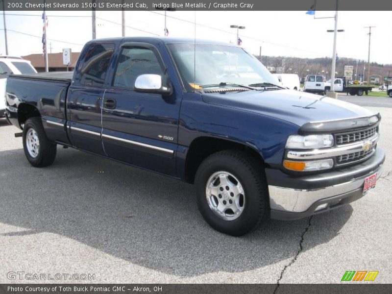 Indigo Blue Metallic / Graphite Gray 2002 Chevrolet Silverado 1500 LS Extended Cab