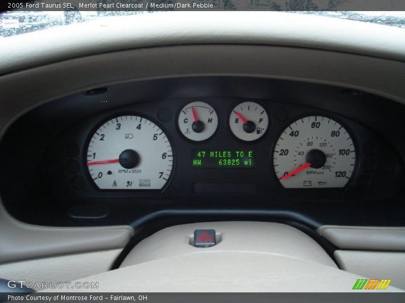 Merlot Pearl Clearcoat / Medium/Dark Pebble 2005 Ford Taurus SEL