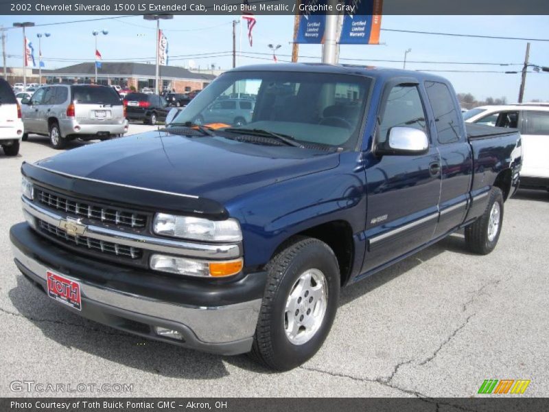 Indigo Blue Metallic / Graphite Gray 2002 Chevrolet Silverado 1500 LS Extended Cab