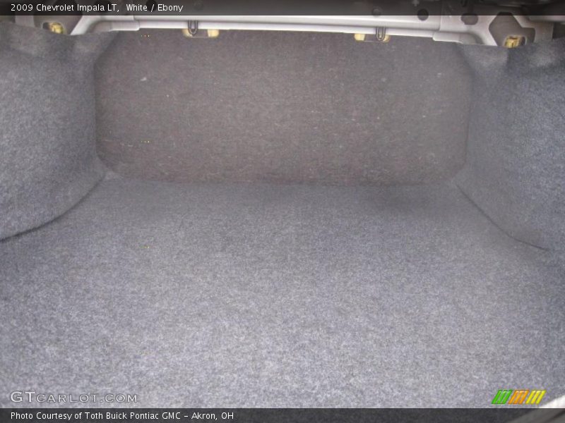White / Ebony 2009 Chevrolet Impala LT