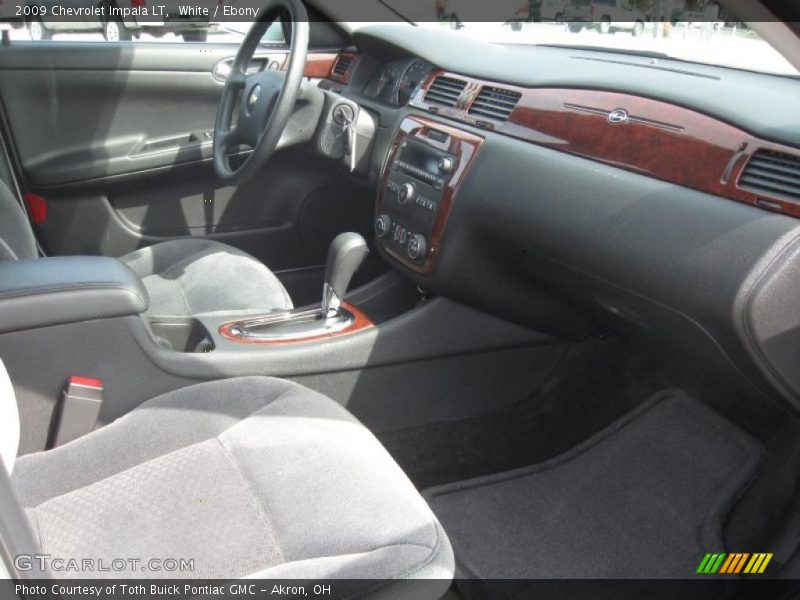 White / Ebony 2009 Chevrolet Impala LT