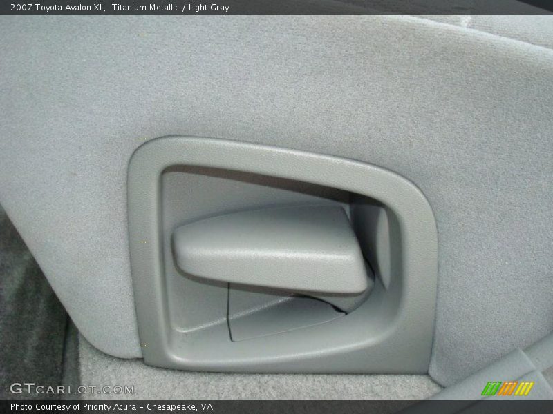 Titanium Metallic / Light Gray 2007 Toyota Avalon XL