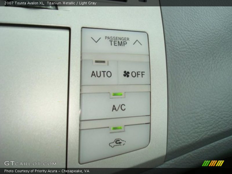 Titanium Metallic / Light Gray 2007 Toyota Avalon XL