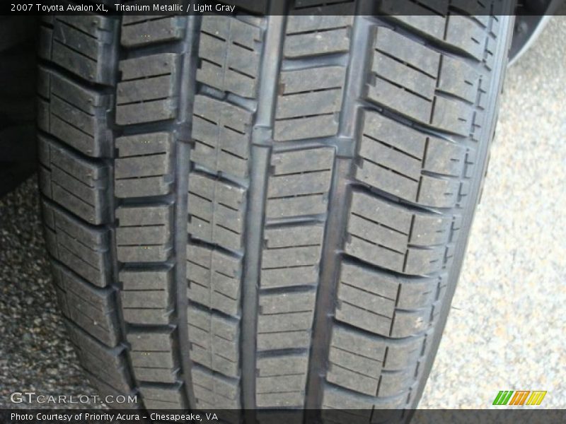 Titanium Metallic / Light Gray 2007 Toyota Avalon XL
