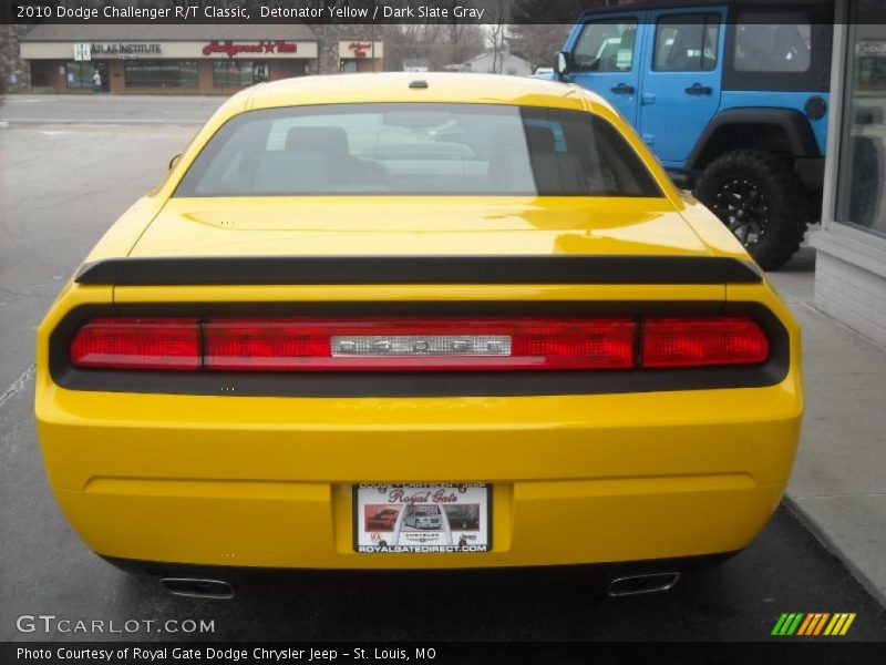 Detonator Yellow / Dark Slate Gray 2010 Dodge Challenger R/T Classic