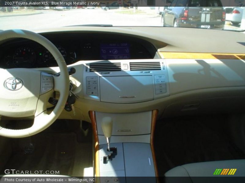 Blue Mirage Metallic / Ivory 2007 Toyota Avalon XLS