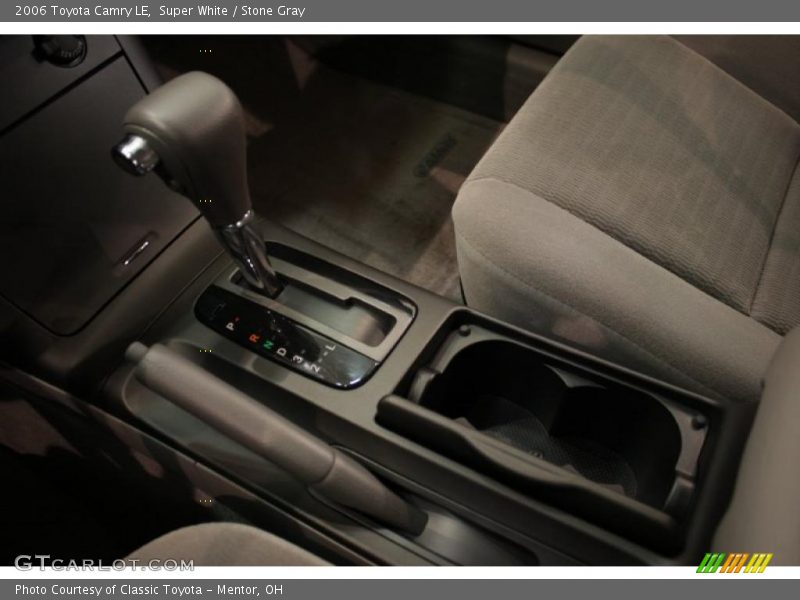 Super White / Stone Gray 2006 Toyota Camry LE