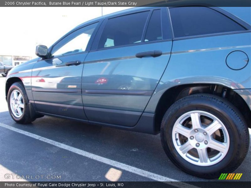 Butane Blue Pearl / Light Taupe/Dark Slate Gray 2006 Chrysler Pacifica