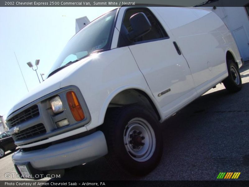 Summit White / Neutral 2002 Chevrolet Express 2500 Commercial Van