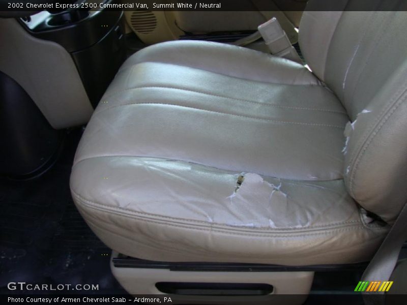 Summit White / Neutral 2002 Chevrolet Express 2500 Commercial Van