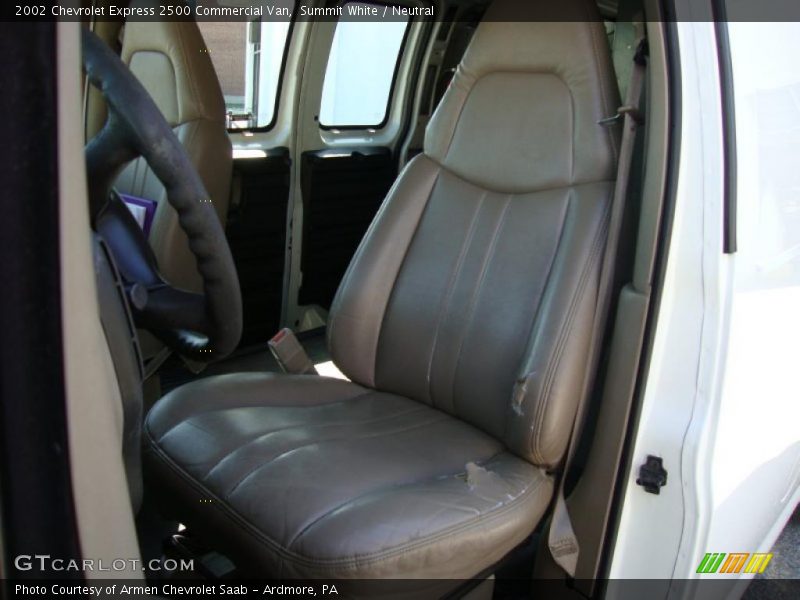 Summit White / Neutral 2002 Chevrolet Express 2500 Commercial Van