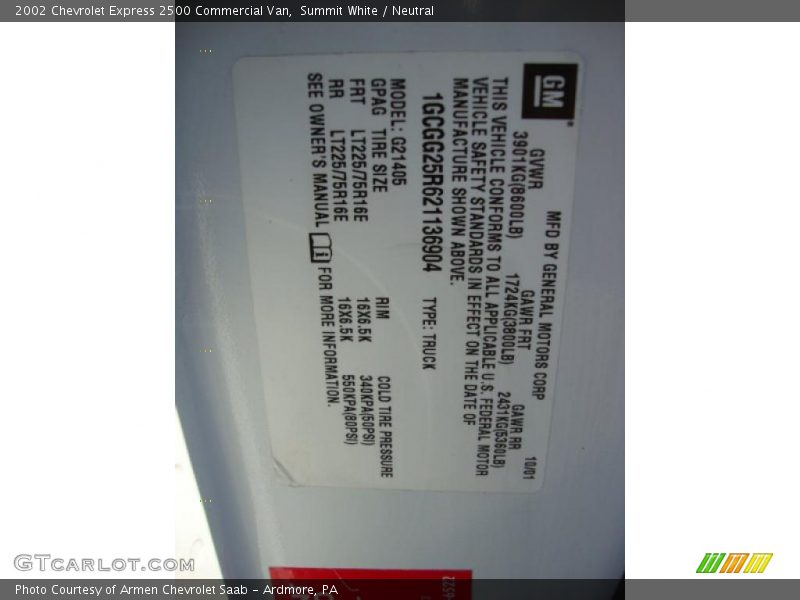 Summit White / Neutral 2002 Chevrolet Express 2500 Commercial Van