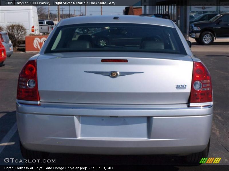 Bright Silver Metallic / Dark Slate Gray 2009 Chrysler 300 Limited