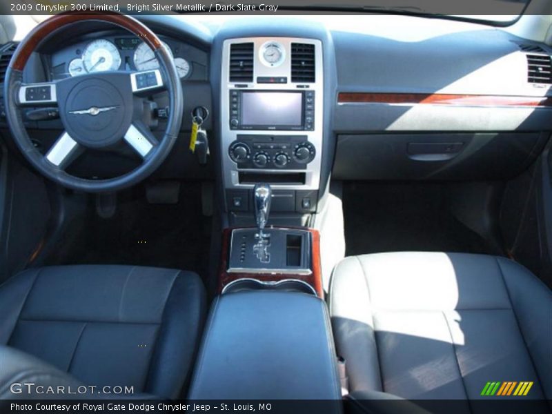 Bright Silver Metallic / Dark Slate Gray 2009 Chrysler 300 Limited