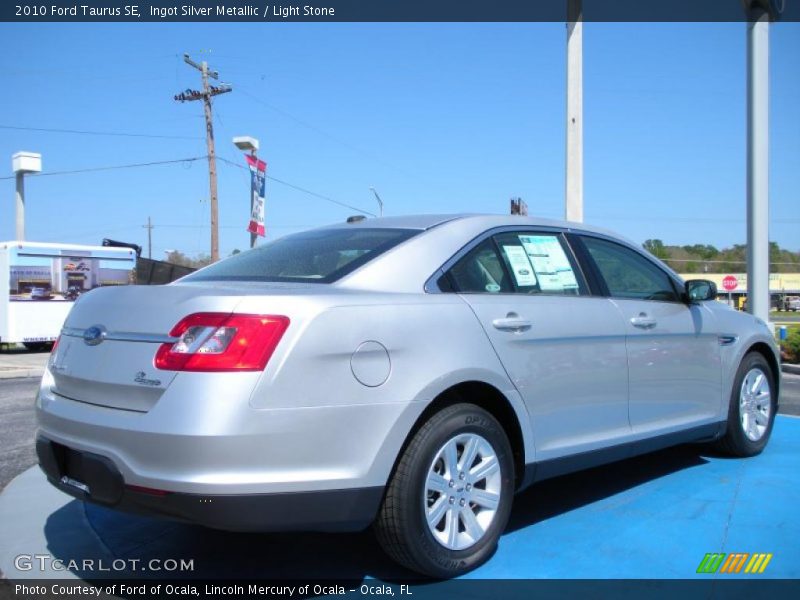 Ingot Silver Metallic / Light Stone 2010 Ford Taurus SE