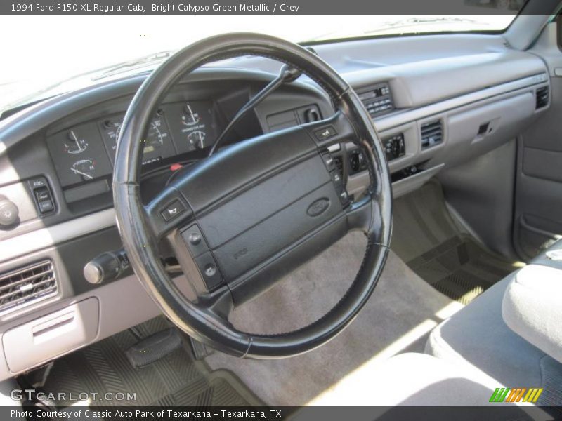 Bright Calypso Green Metallic / Grey 1994 Ford F150 XL Regular Cab