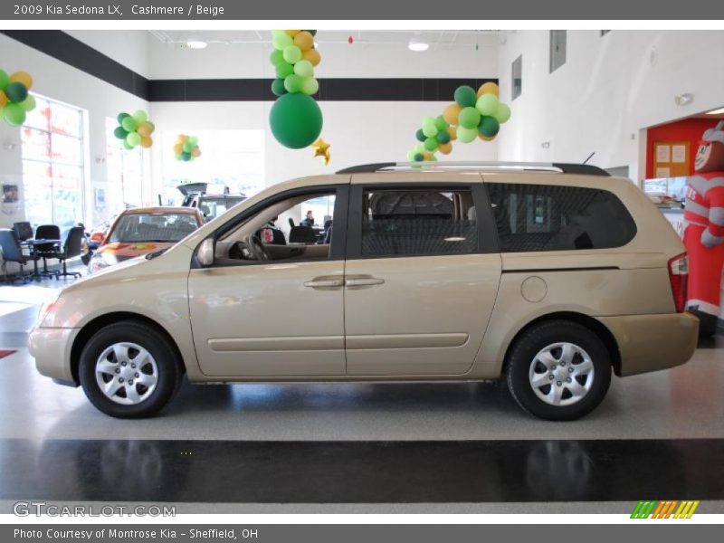 Cashmere / Beige 2009 Kia Sedona LX