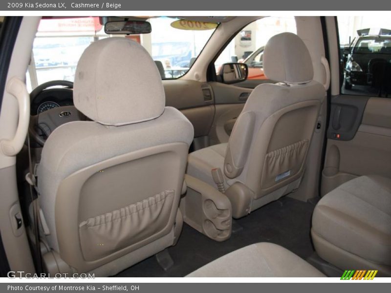 Cashmere / Beige 2009 Kia Sedona LX