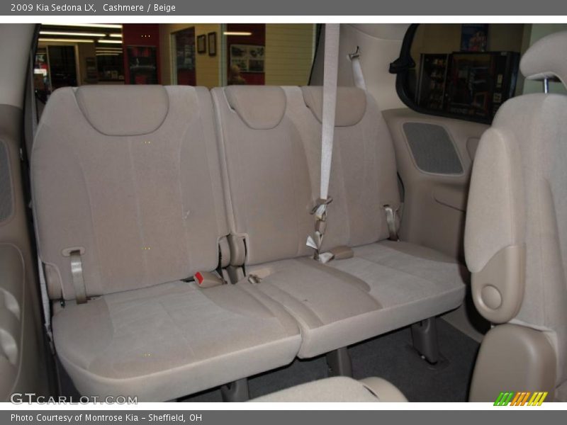 Cashmere / Beige 2009 Kia Sedona LX
