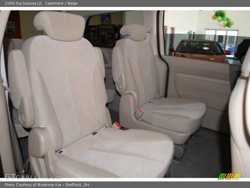Cashmere / Beige 2009 Kia Sedona LX