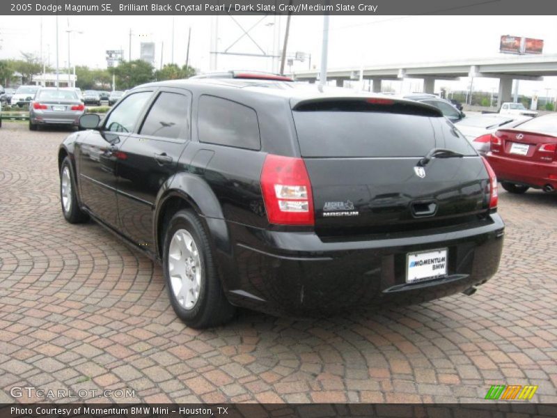Brilliant Black Crystal Pearl / Dark Slate Gray/Medium Slate Gray 2005 Dodge Magnum SE