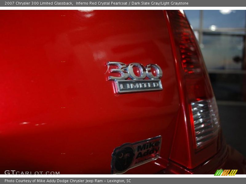 Inferno Red Crystal Pearlcoat / Dark Slate Gray/Light Graystone 2007 Chrysler 300 Limited Glassback