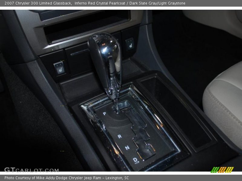 Inferno Red Crystal Pearlcoat / Dark Slate Gray/Light Graystone 2007 Chrysler 300 Limited Glassback