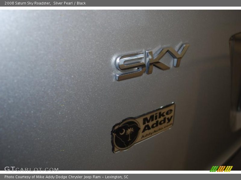 Silver Pearl / Black 2008 Saturn Sky Roadster
