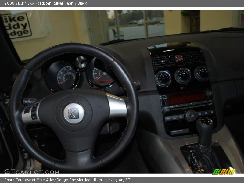 Silver Pearl / Black 2008 Saturn Sky Roadster