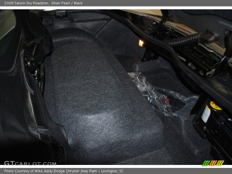 Silver Pearl / Black 2008 Saturn Sky Roadster