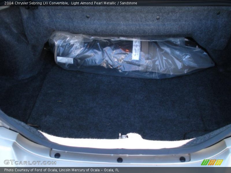 Light Almond Pearl Metallic / Sandstone 2004 Chrysler Sebring LXi Convertible