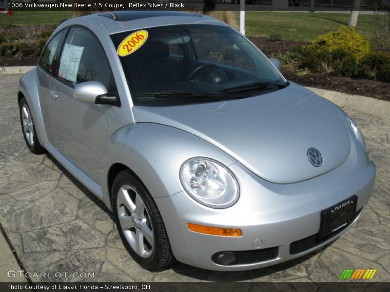 Reflex Silver / Black 2006 Volkswagen New Beetle 2.5 Coupe