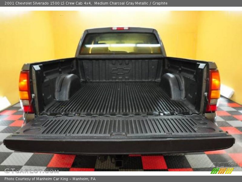 Medium Charcoal Gray Metallic / Graphite 2001 Chevrolet Silverado 1500 LS Crew Cab 4x4