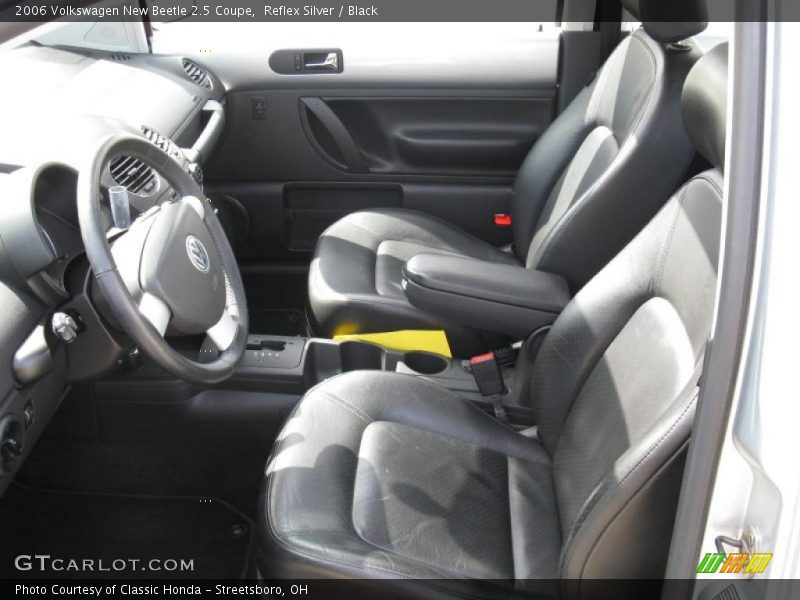 Reflex Silver / Black 2006 Volkswagen New Beetle 2.5 Coupe