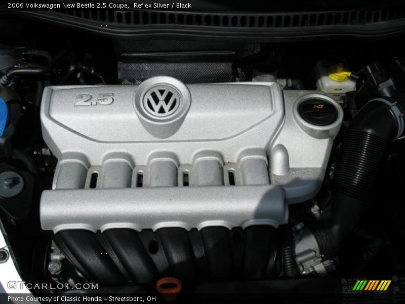 Reflex Silver / Black 2006 Volkswagen New Beetle 2.5 Coupe