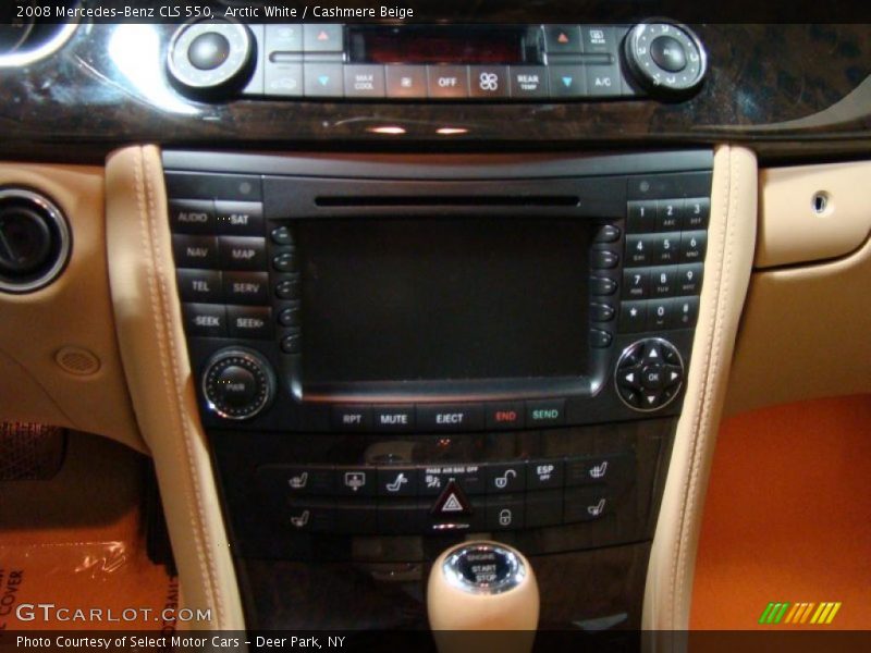 Arctic White / Cashmere Beige 2008 Mercedes-Benz CLS 550