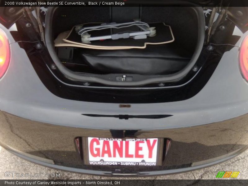 Black / Cream Beige 2008 Volkswagen New Beetle SE Convertible