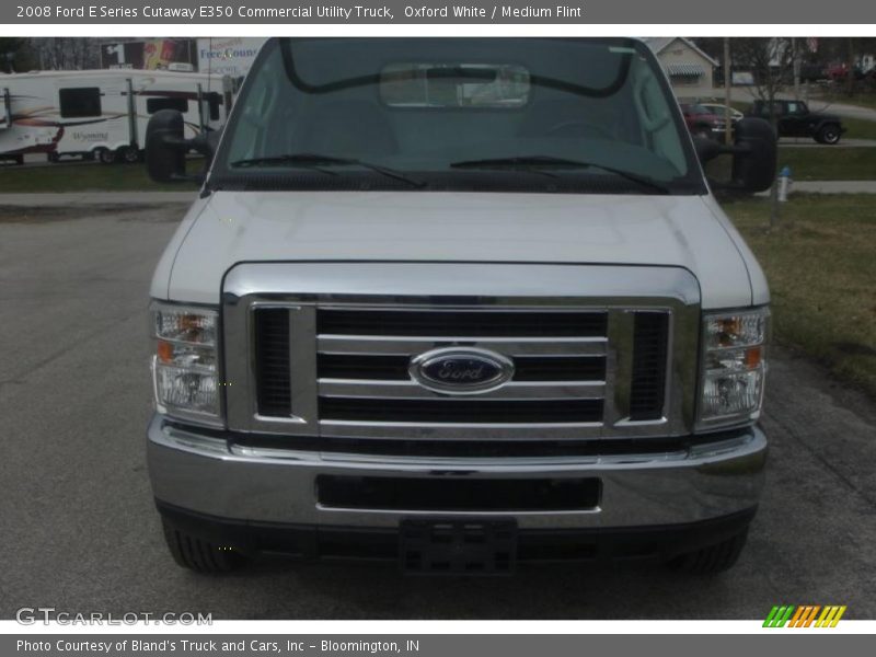 Oxford White / Medium Flint 2008 Ford E Series Cutaway E350 Commercial Utility Truck