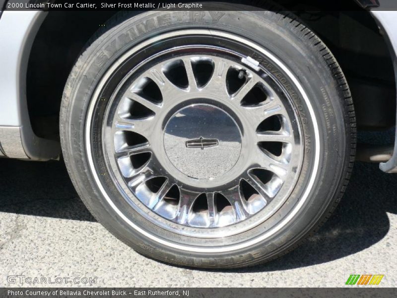 Silver Frost Metallic / Light Graphite 2000 Lincoln Town Car Cartier