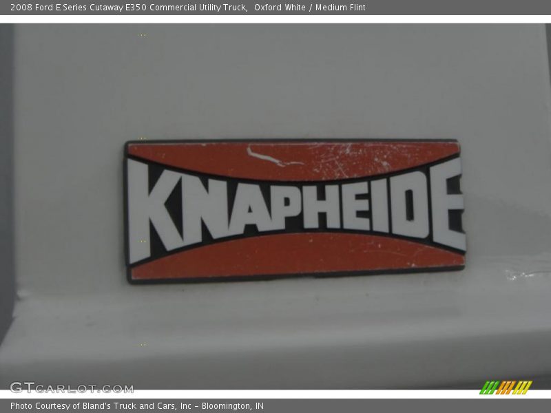 Oxford White / Medium Flint 2008 Ford E Series Cutaway E350 Commercial Utility Truck